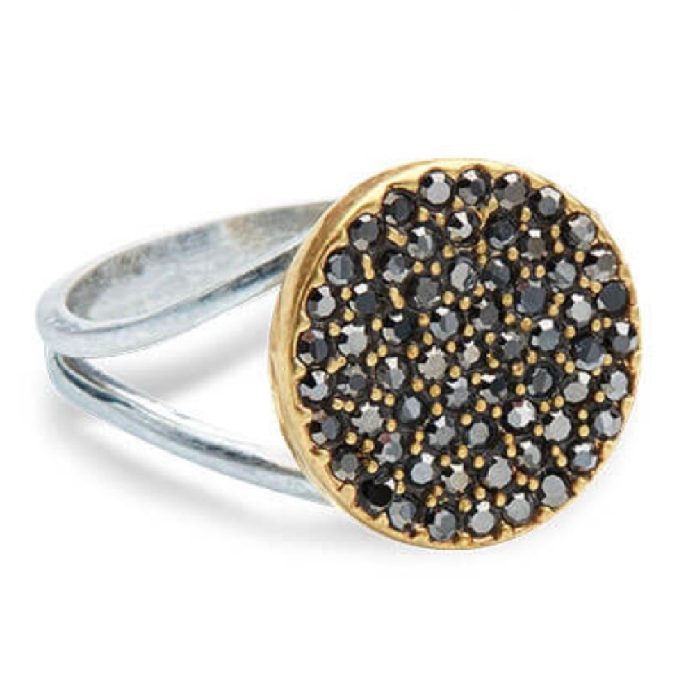 Premier Designs Black and Gold Ring with Luxurious Sparkling Face